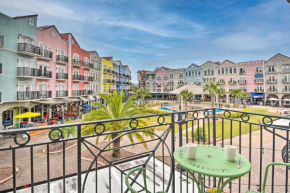 Palm Coast Condo with Balcony, Walk to Dining!